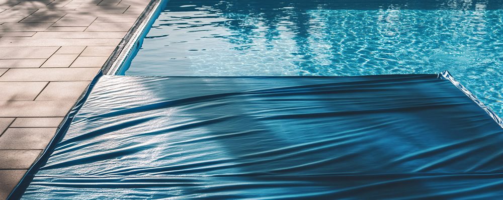 pool closing service