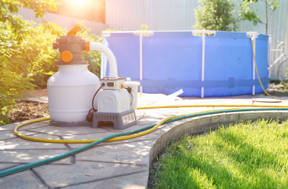 pool closing service